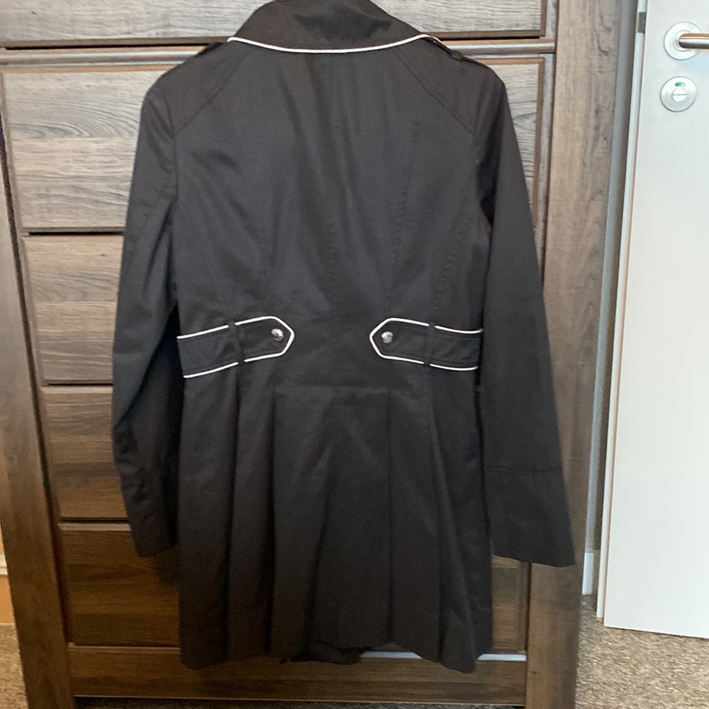 Coat - Picture 2 of 7
